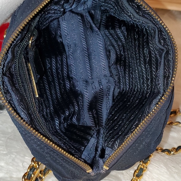 PRADA SHOULDER BAG - Picture 8 of 10